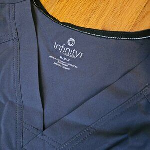 Infinity Cherokee V- Neck Men's 3 pocket Scrub Top, pewter